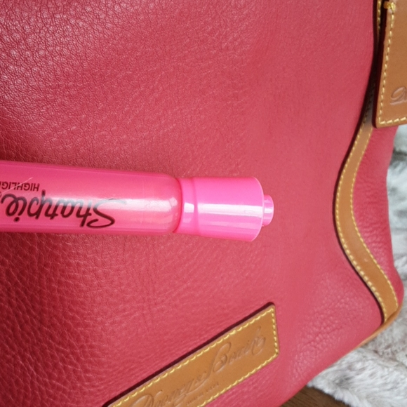 Dooney and Bourke Vintage XL Leather Tote, EUC - Picture 16 of 16